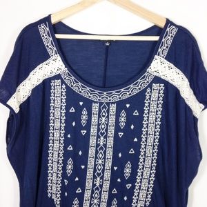 Boho Short Sleeve Top in Navy & White  1X